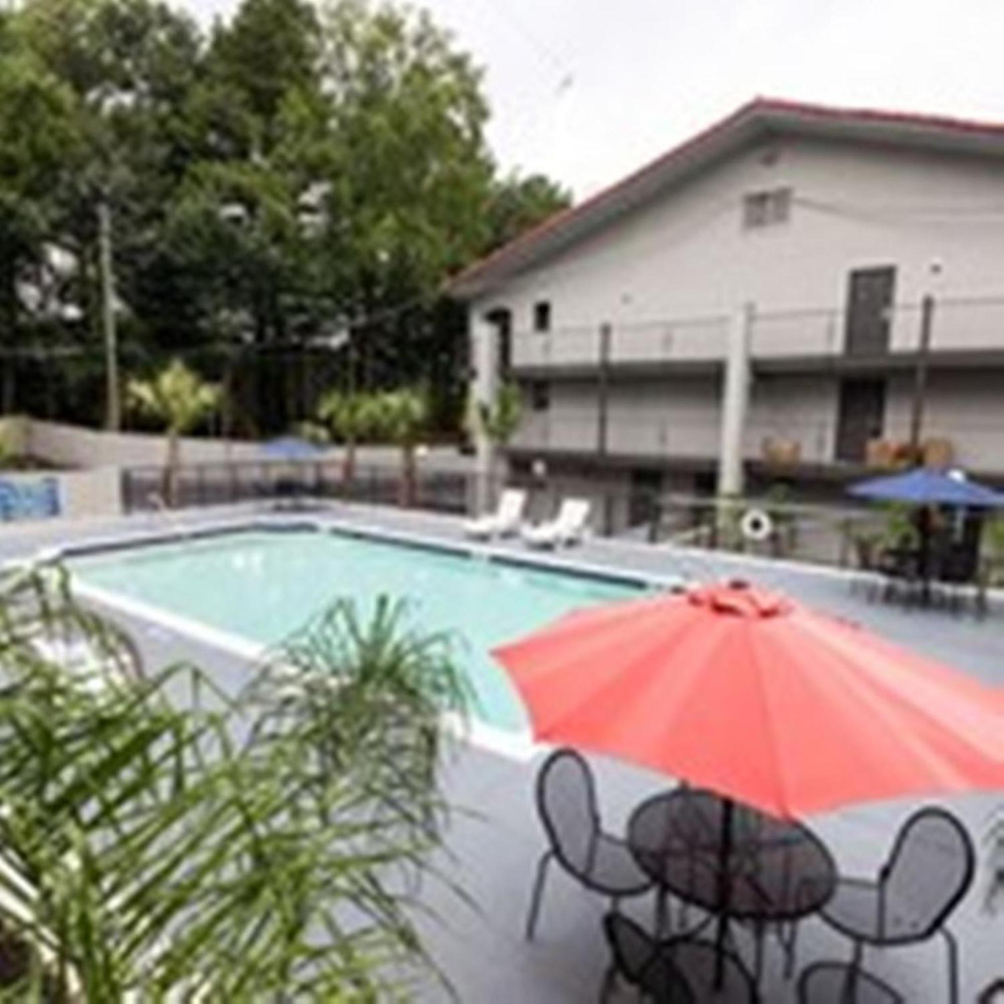 Econo Lodge Tucker Esterno foto